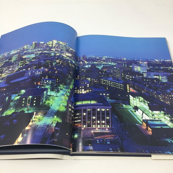 Philadelphia Photography by Robert Llewellyn Coffee Table Hardbound Book - Picture 16 of 16